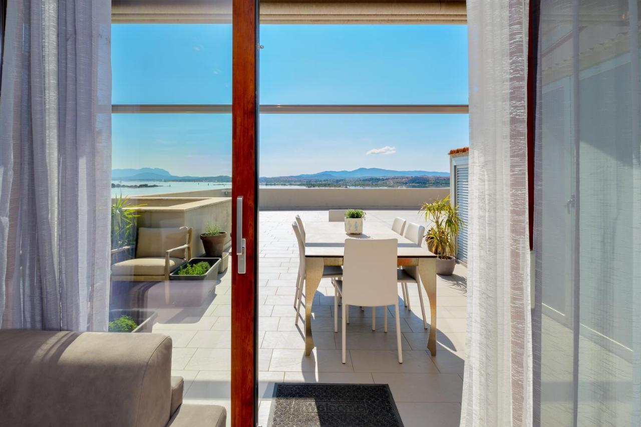 Ferienwohnung Window On The Sea Olbia Exterior foto