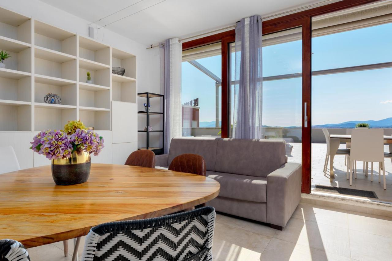 Ferienwohnung Window On The Sea Olbia Exterior foto